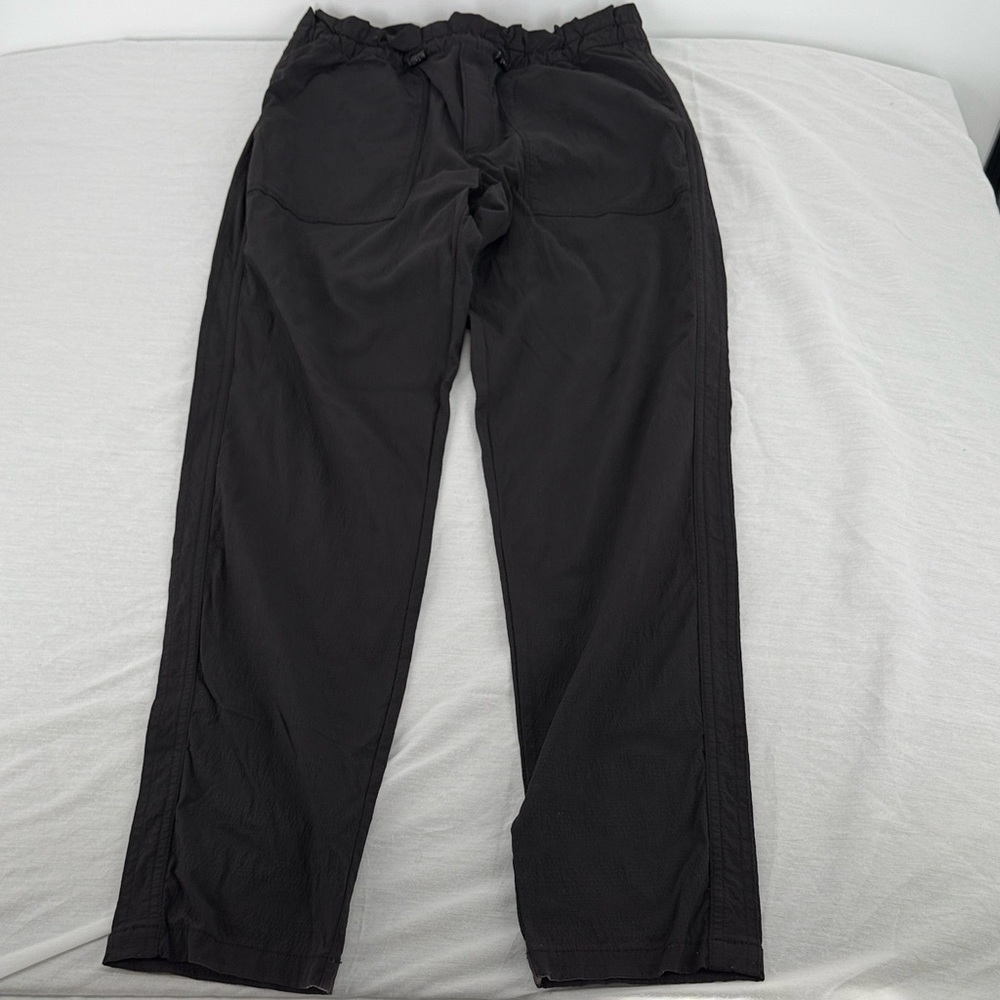 Athleta Pants Wm 4 Tall Black Nylon Joggers Casual Athleisure